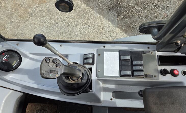 Cdc2993a c13c 4894 898e b20bb0082713